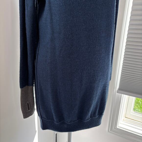 Stio Merino Wool Large Navy Blue Gray Sweater Ribbed Cuff Longer Length Warm - Picture 3 of 8